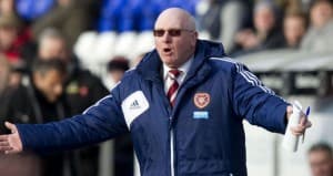 Trener zespołu Hearts John McGlynn
