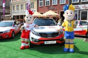 Aby wygrać bilety na Euro 2012, wystarczy odszukać jeżdżące codziennie po Polsce, obrandowane auta, zrobić im zdjęcie lub nagrać film