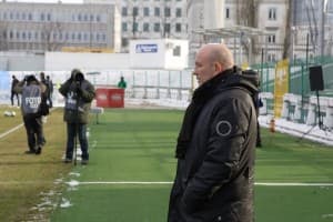 Theo Bos nie zabawił zbyt długo przy Konwiktorskiej