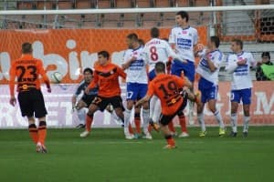 Strzał Małkowskiego (Zagłębie Lubin) z rzutu wolnego