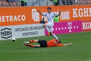 Arkadiusz Woźniak (Zagłębie Lubin) kontra Paweł Olkowski (Górnik Zabrze)