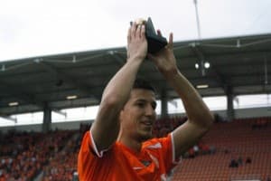 Ilian Micanski wraz z Robertem Lewandowskim tworzy parę najskuteczniejszych napastników minionego sezonu