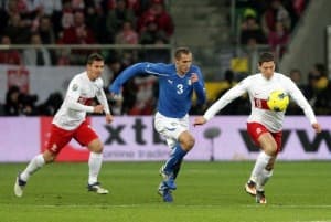 Giorgio Chiellini (w środku) liczy na zwycięstwo nad Irlandią