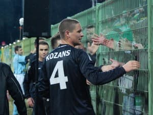 Piłkarze Lechii dziękują kibicom za wsparcie
