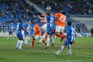 Lech Poznań stanie w czwartek przed niezwykle trudnym zadaniem