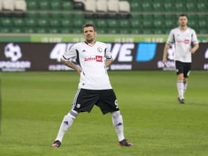 Piłkarze Legii będą faworytem w starciu z GKS-em Bełchatów