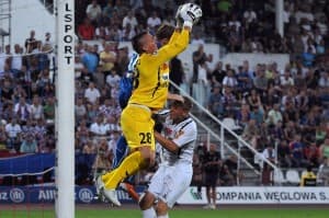 Łukasz Skorupski bronił dobrze, lecz nie potrafił zatrzymać Andrzeja Niedzielana