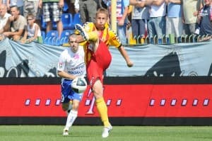 Czy Adrian Sikora strzeli jutro gola Legii?