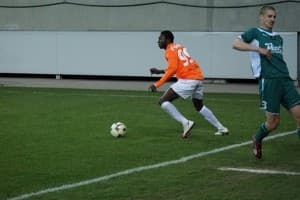 Traore miał w pierwszej połowie znakomitą sytuację do strzelenia gola
