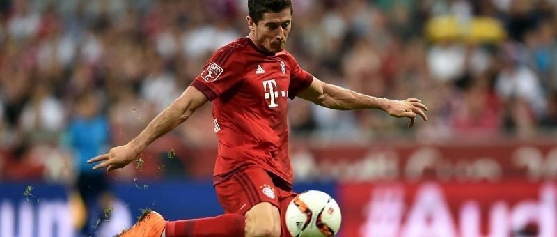 Robert Lewandowski ratuje Bayern, świetne City z Barceloną!