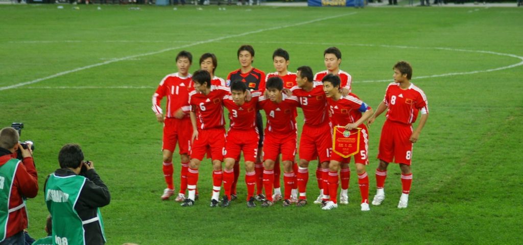 Tradycja sięgająca ponad 100 lat. Jak rozwijał się futbol w Chinach?
