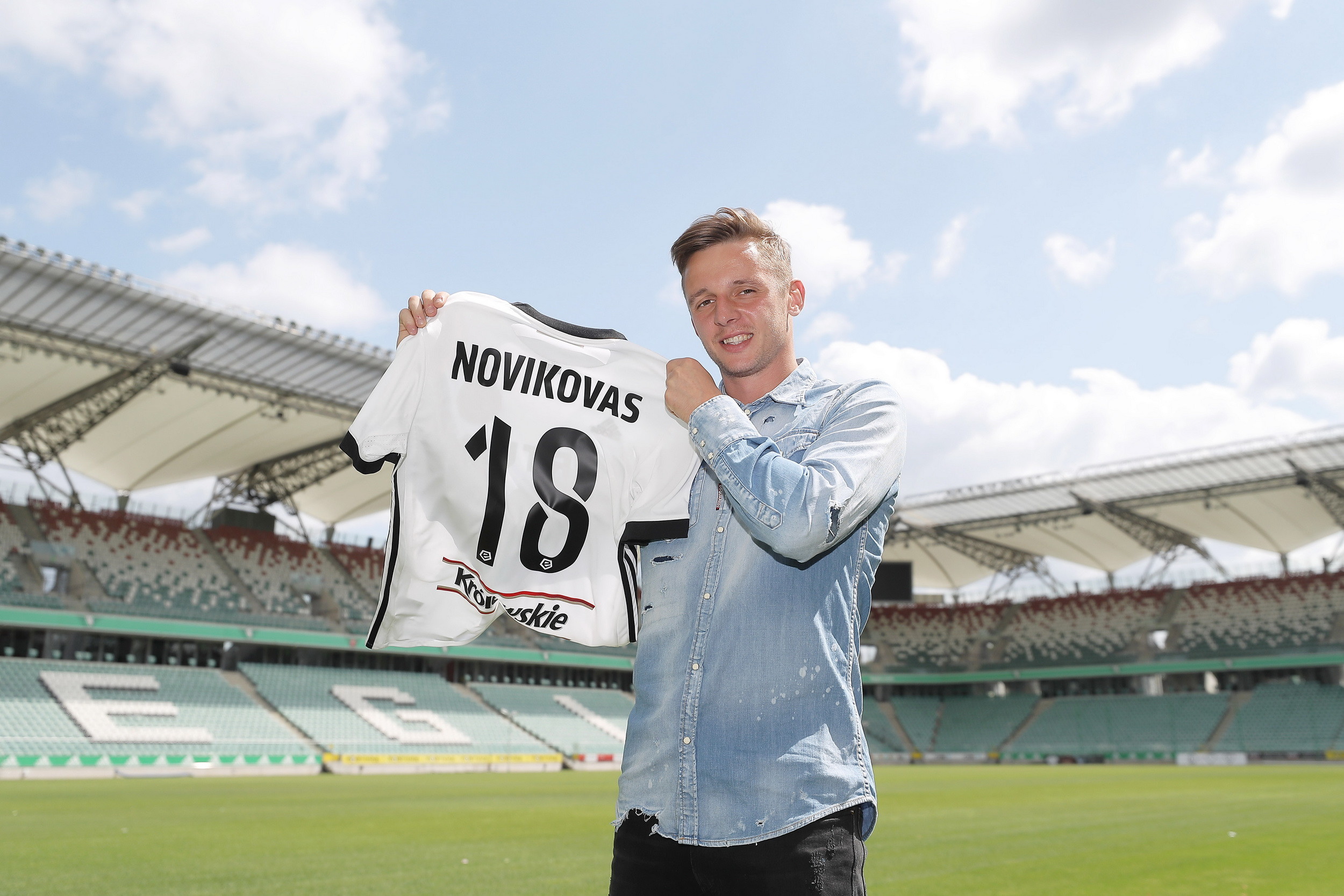Arvydas Novikovas piłkarzem Legii Warszawa, czyli hitowy transfer stał się faktem
