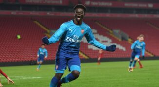 Dlaczego Arsenal powinien zdecydowanie postawić na młodych graczy?