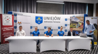 Jakub Witek: Uniejowska Akademia Futbolu stawia mocno na piłkarski rozwój dziewcząt (ROZMOWA)