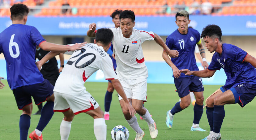 Piłka nożna w KRLD. Korea Północna wraca na międzynarodowe salony