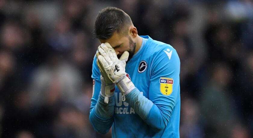 Bartosz Białkowski żegnany w Millwall. Czy to najbardziej niedoceniany polski bramkarz? 