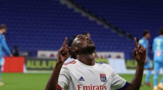 Ze szkółki w Zimbabwe do Ligue 1. Tino Kadewere ważną postacią Lyonu przed meczem z PSG