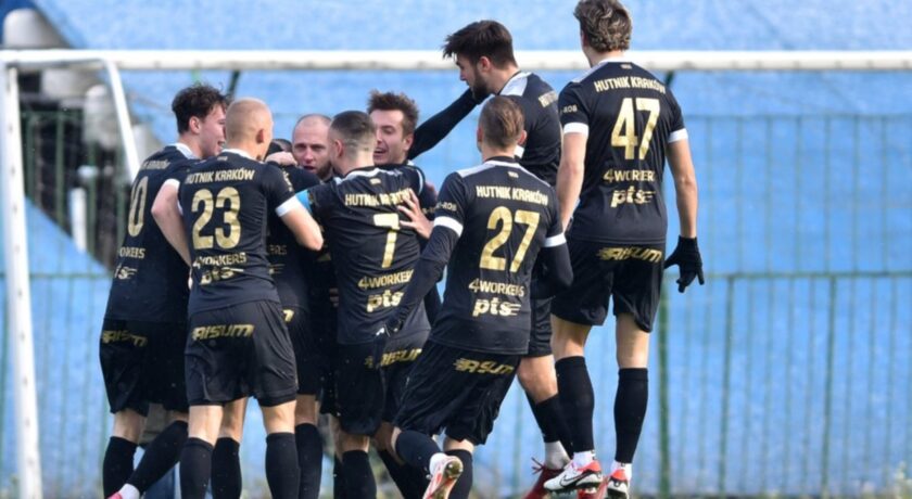Hutnik Kraków: złe miłego początki?
