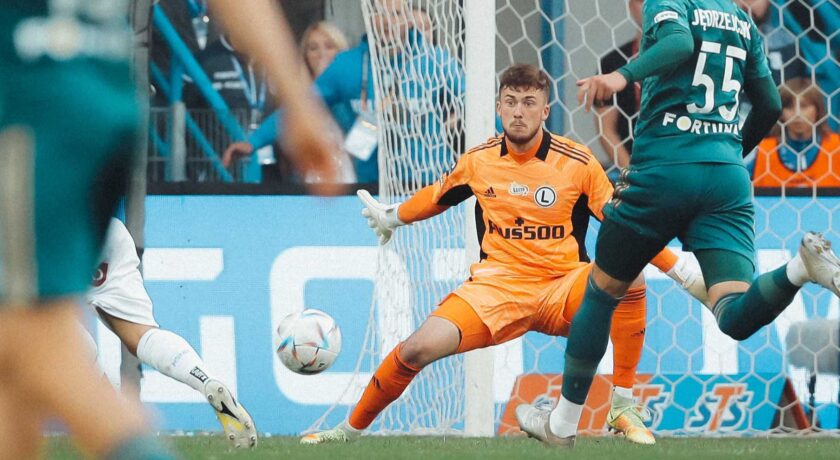Dla jednych kula u nogi, dla drugich kolejny dzień w biurze – PKO Ekstraklasa w obliczu przepisu o młodzieżowcu