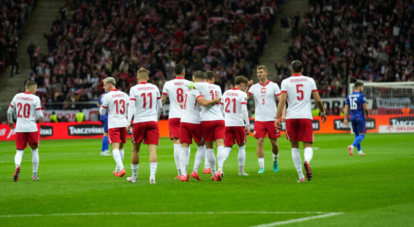 Urban gra va banque. Polska bez defensywnego pomocnika