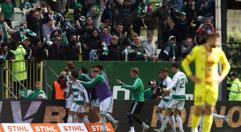 Lechia Gdańsk wygrywa trzeci mecz z rzędu i mocno zmniejsza emocje na dole tabeli