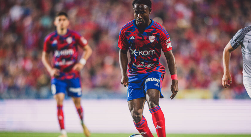 Raków kontra Flora – pierwsze koty za płoty