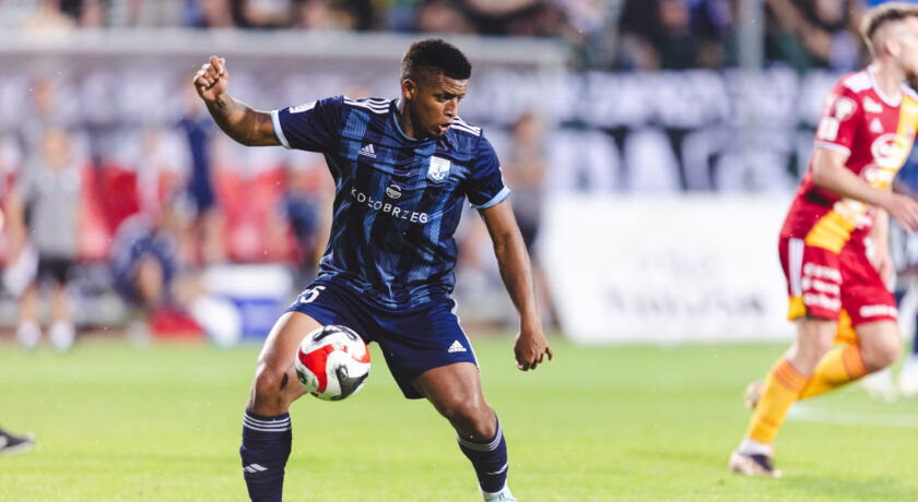 Kotwica Kołobrzeg: lider 2. ligi udanie zaczął wiosnę