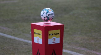 Kto awansuje do PKO BP Ekstraklasy? Kto spadnie z Fortuna 1. Ligi? Typujemy