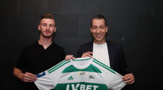Dawid Kurminowski wzmacnia atak Lechii Gdańsk