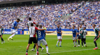Lech Poznań mentalnie we Wronkach, Legia dużo lepsza w Superpucharze Polski