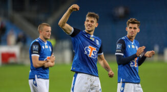 Czy tym razem niebiesko-biała lokomotywa dojedzie do celu?