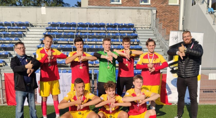 Jak wygląda piłka nożna dla niesłyszących? [WYWIAD]