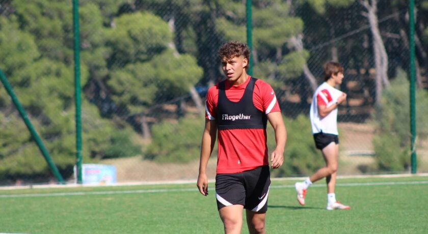 Młodzieżowy reprezentant Albanii marzy o grze z orzełkiem na piersi