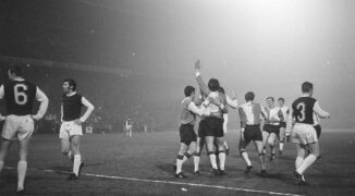 FJW: 53 lata oczekiwana na dwie polskie drużyny w ćwierćfinale europejskich pucharów. Jak Legia i Górnik zagrały z Atletico Madryt i Manchesterem City?