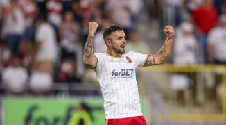 Derby Łodzi – kto na papierze ma mocniejszą jedenastkę?