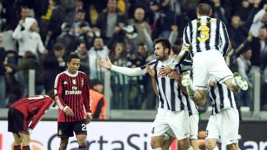 Juventus lepszy w hicie Serie A! Paulo Dybala nowym bohaterem Turynu